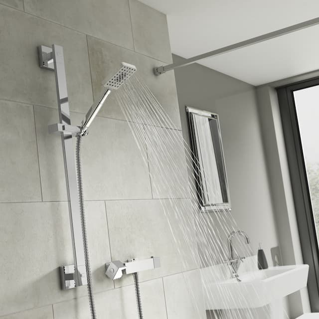 Showers & Accessories